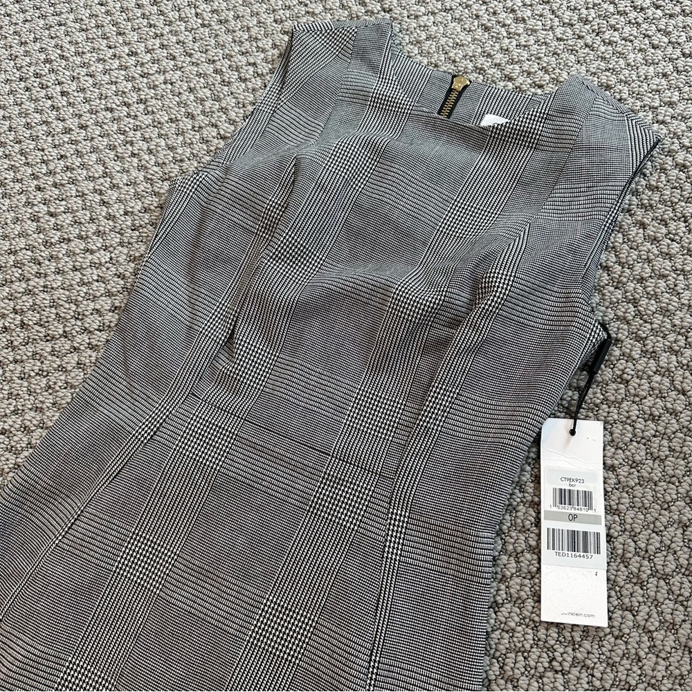 Calvin Klein Grey Black White Plaid Sleeveless Sheath Business Dress NWT 0P - Picture 3 of 6